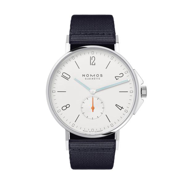 nomos-555